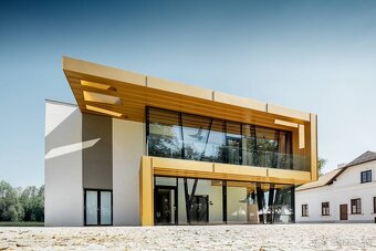 Velký 2-izbový byt v rodinnom dome pri zámku za 390 Eur - 7