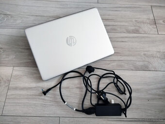notebook HP 14", AMD Ryzen 3 3200U, 8GB, 2GB Vega, Win 11 - 7
