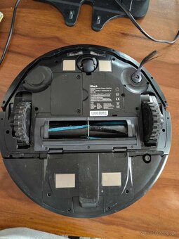 Robotický vysávač Shark - 7