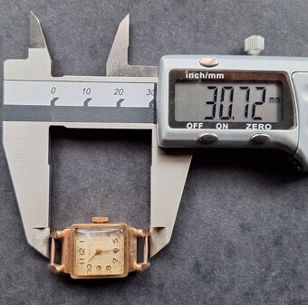 Staré náramkové hodiny - 7