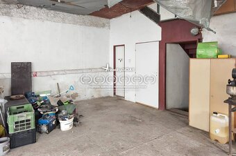 polyfunkčný objekt so 4-izbovým bytom v obci Pavlice - 7