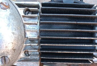 predám motor na Jawa 555 - 7