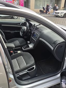 Skoda Octavia 2 2.0 TDI DSG family r.v 2012 navi xenon - 7