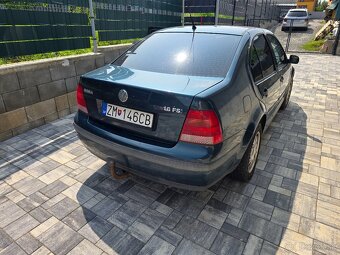 Volkwagen Bora 1,6 benzín 81kw - 7