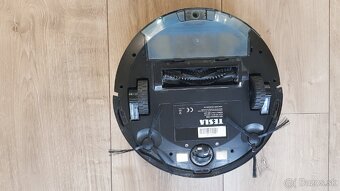 TESLA  robotický vysávač s mopom IQ 300 - 7