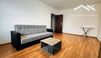 Štýlový 2-izbový byt s balkónom v absolútnom centre Lučenca - 7