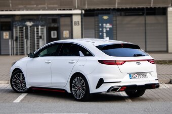 Kia Proceed 1.6 T-GDi GT / 150kW / - 7