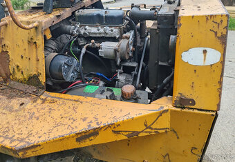dumper Benford 4t 4x4 s otočným výklopem 158 000Kč + DPH - 7