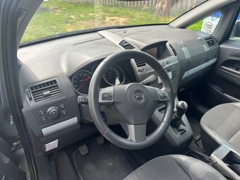 Opel zafira 7miestna/2006 - 7