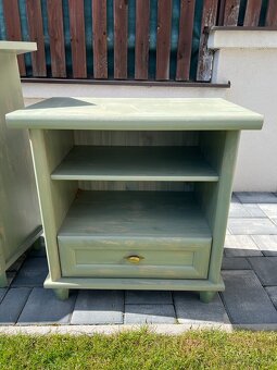 Krásny rustikálny nábytok - 7