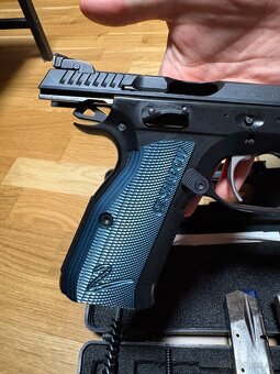 CZ - Shadow 2 - 7