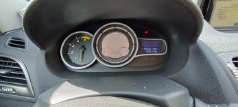 Renault Megane 3 Grandtour 1.5 dCi - 7