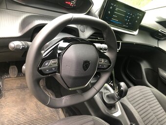 Peugeot 208 1,2 i - 7