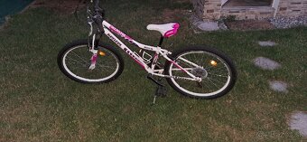 Predám krásny dievčenský bicykel. Veľkosť 24 kolesá - 7