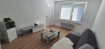 Prenájom 2-izbový byt, Nová Dubnica - 7