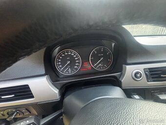 Bmw e91 318d - 7