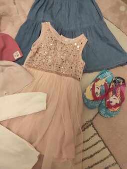 Balík oblečenia pre dievčatko , veľ. 104 - 7