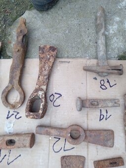 Staré náradie kladivá - 7