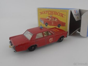 Ford Cortina, Rolls Royce Phantom, Ford Galaxy - 7