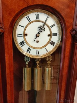 ZREŠTAUROVANÉ STAROŽITNOSTI - 7