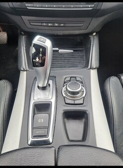 BMW X6 xDrive30d  180 kW 2012 - 7