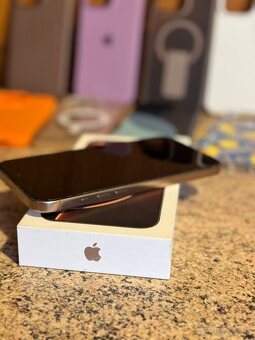Predám iPhone 16 Pro Max 512 GB v perfektnom stave 📱 - 7