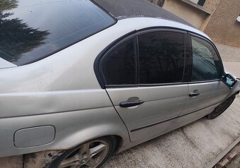 Rozpredám BMW e46 318d - 7
