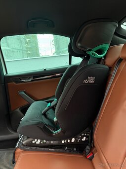 BRITAX RÖMER Versafix 76-150 cm Space Black - 7