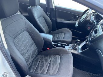 Kia ceed sw - 7