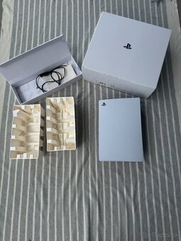 PLAYSTATION 5 Disc Edition - 7