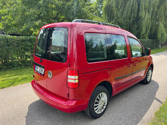 VW Caddy 1.6TDI - nové v ČR - provoz 9/2013 - 7