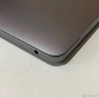 Apple Macbook Pro 13 2022 M2 8/256GB - 7