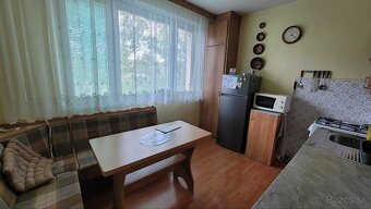 ČIERNOMORSKÁ ul. - 2 IZB BYT pri JAZERE, KOŠICE, 6. posch., - 7