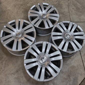 Hliníkové Volkswagen disky 5x112 R16 7J ET45 - 7