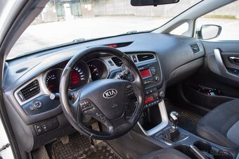 Kia Ceed SW 1.6 GDI - 7