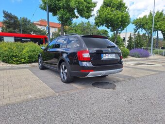Škoda Octavia Scout - 7