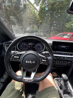 KIA Ceed sw GT-Line, 37 000km, manuál, benzín - 7