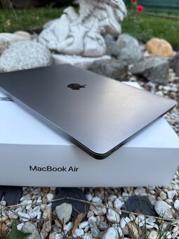 Apple MacBook Air M1 13" (2020) 8GB RAM, 256GB SSD - 7