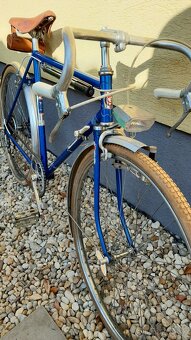 Eska v povodnom stave a vybave - 7