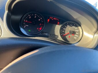 Renault clio 3 1.5 dci 55kw - 7