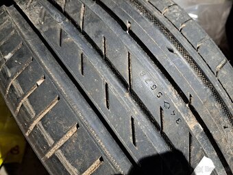 225/40r18 - 7