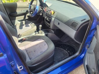 Predam škoda fabia 1.2 htp benzín rok výroby 2004 - 7