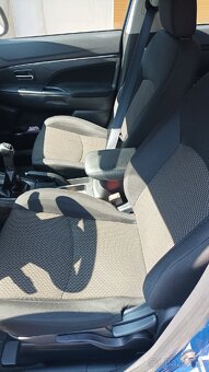 Mitsubishi ASX - 7