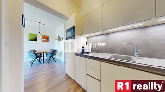Na prenájom 2 izbový byt 45 m2 + terasa 15 m2 + 30 m2 predzá - 7