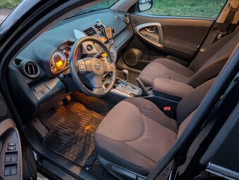 Toyota Rav4 2.0 VVT-i 112kW AT/4 - 7