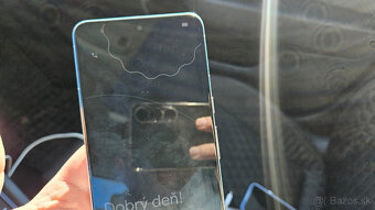 Zablokovaný Google Pixel 8 Pro - 7