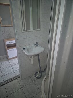Garzónka v Komárne na predaj, ul. Gazdovská - 7