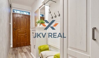 JKV Real ponúka na predaj pekný poschodový rodinný dom, Malé - 7