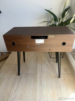 Julie Ann, stereo systém - 7