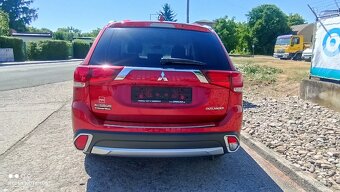 MITSUBISHI  OUTLANDER   2,0  MIVEC   2WD   CVT - 7